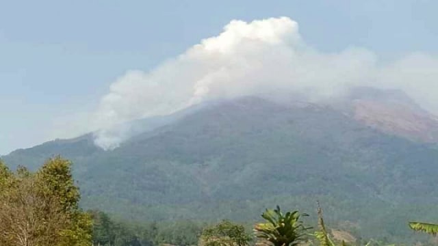 Komponen Alat Pemantau Aktivitas Gunung Sumbing Hilang, Diduga Dicuri (323068)
