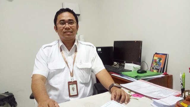 LIPSUS Mengobati Patah Hati, Lahargo Kembaren