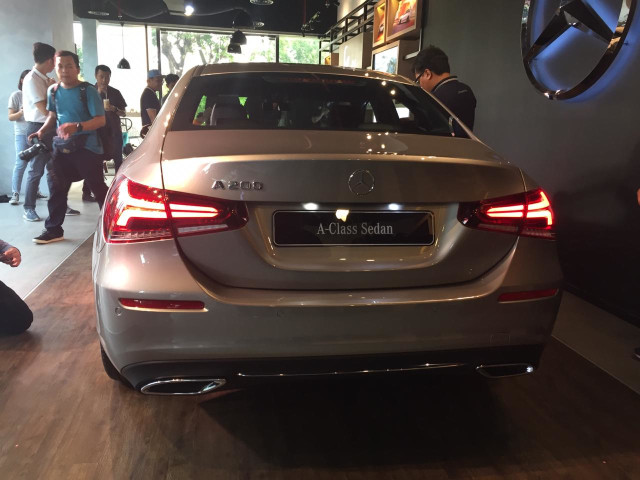 Tampak belakang Mercedes-Benz A-Class Sedan Foto: Muhammad Ikbal/kumparan