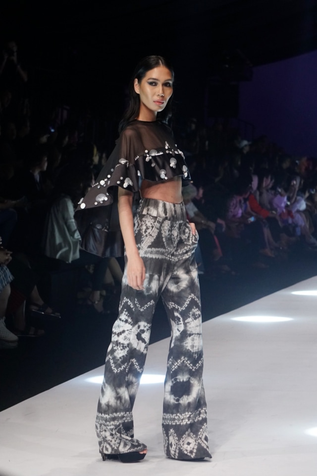 Konsep Eco Fashion dari Sumatra Utara Hiasi Jakarta Fashion Week 2020 (694656)