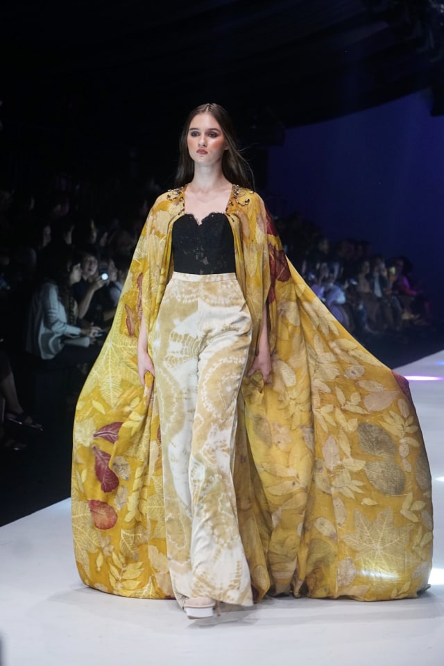 Konsep Eco Fashion dari Sumatra Utara Hiasi Jakarta Fashion Week 2020 (694658)