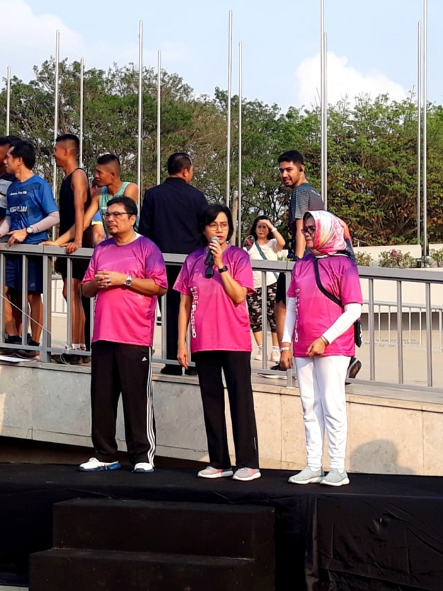 Menteri Keuangan Sri Mulyani membuka Acara Oeang Run 2019 di Taman Lapangan Banteng, Jakarta, Jumat (25/10/2019). Foto: Ema Fitriyani/kumparan