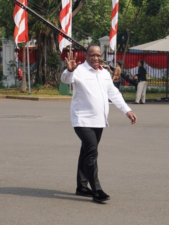 Wempi Watipo tiba di Istana Kepresidenan, Jakarta, Jumat (25/10/2019). Foto: Kevin S. Kurnianto/kumaparn