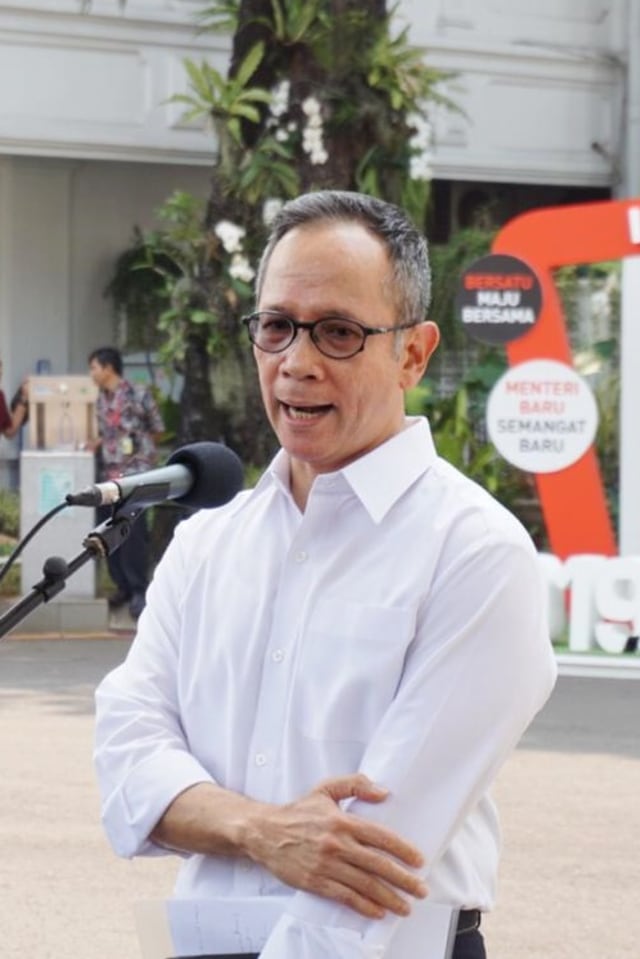 Mahendra Siregar menjawab pertanyaan wartawan saat berada di Kompleks Kepresidenan, Jakarta, Jumat (25/10/2019). Foto: Kevin S. Kurnianto/kumparan