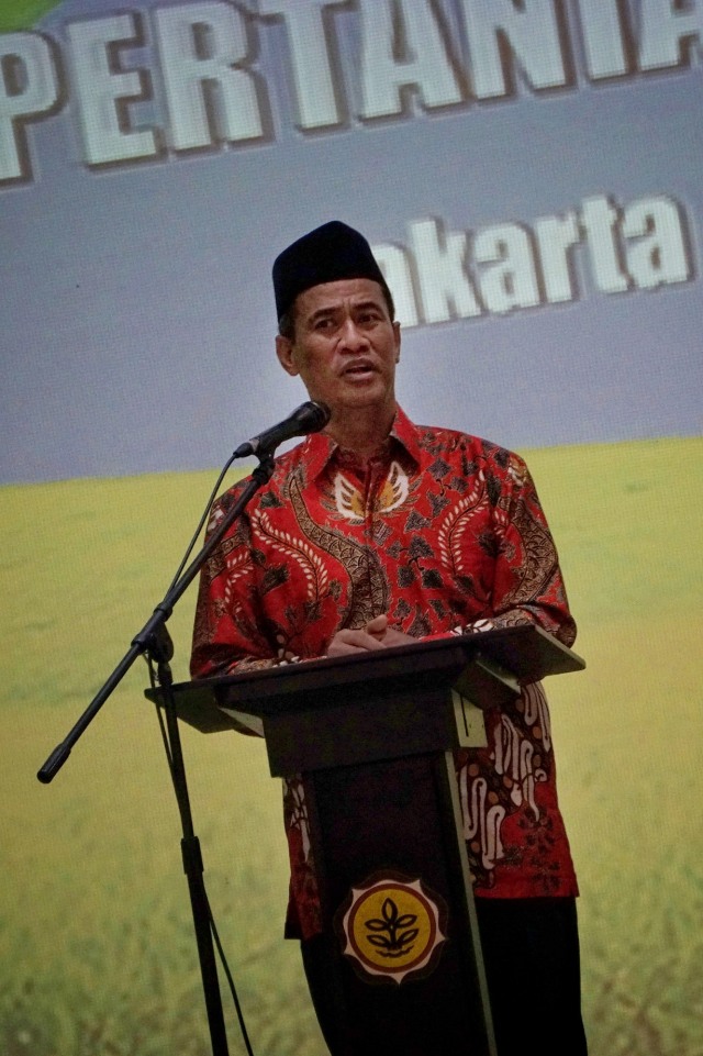 Amran Sulaiman memberikan sambutan saat sertijab di Auditorium Gedung F Kementerian Pertanian, Jakarta, Jumat (25/10/2019). Foto: Jamal Ramadhan/kumparan