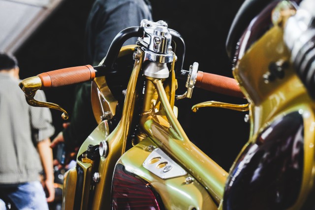 Honda C700 Choppy Cub: Bebek Jadul dengan DNA Racing (175766)