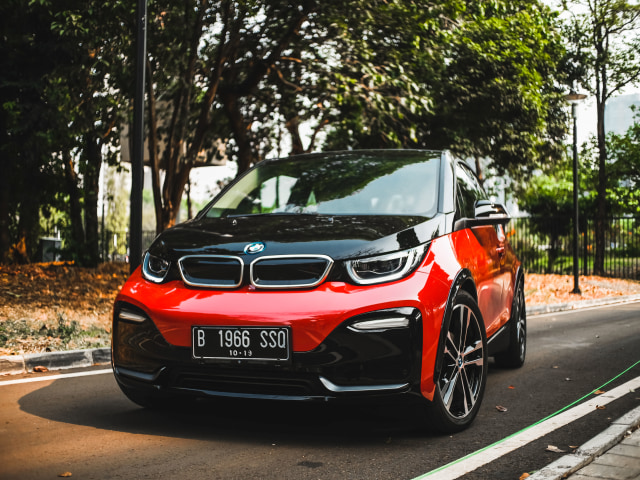 Sambut DP 0 Persen, BMW Mau Hadirkan Mobil Listrik Baru (88582)