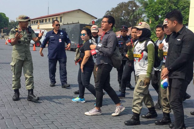 Kegiatan pelatihan peliputan unjuk rasa bagi jurnalis di Mako Brimob Kelapa Dua, Depok. Foto: Andesta Herli Wijaya/kumparan