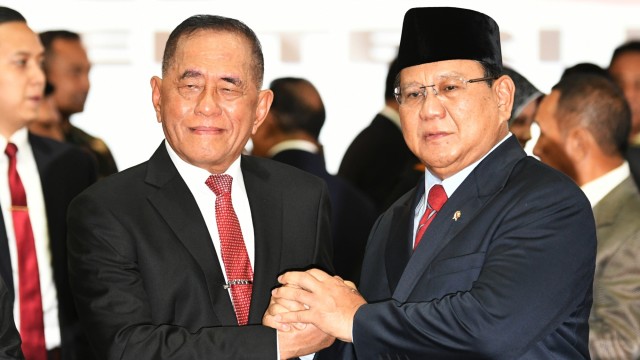 LIPSUS Prabowo, Sertijab Menhan