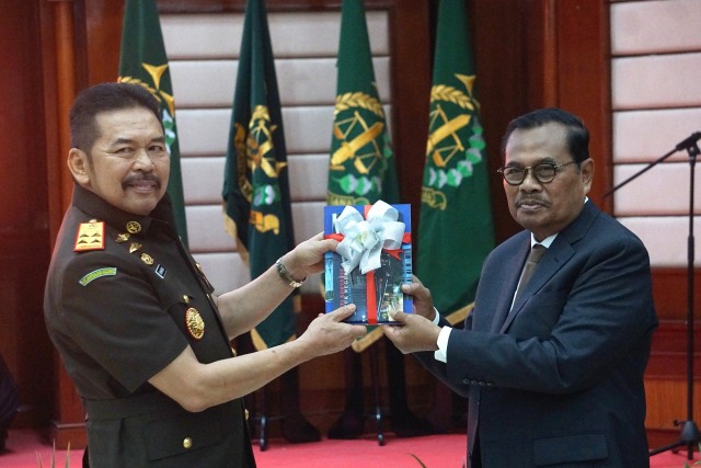 Foto: Serah Terima Jabatan Jaksa Agung dari Prasetyo ke ST Burhanuddin (59272)