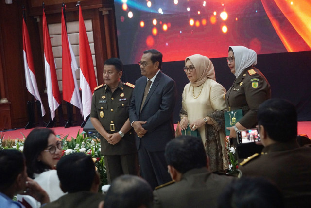 Foto: Serah Terima Jabatan Jaksa Agung dari Prasetyo ke ST Burhanuddin (59271)