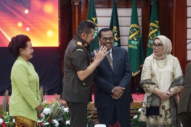 Foto: Serah Terima Jabatan Jaksa Agung dari Prasetyo ke ST Burhanuddin (59269)