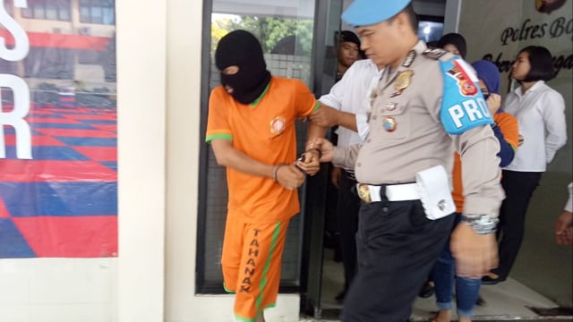 Sepasang kekasih ditangkap usai bunuh selingkuhan di Bogor. Foto: kumparan 
