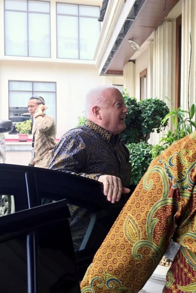 Dubes Australia untuk Indonesia Gary Quinlan datang ke Kantor Kemenko Polhukam, Selasa (29/10/2019). Foto: Andesta Herli Wijaya/kumparan