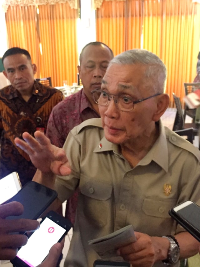 Wakil Presiden periode 1993-1998, Try Sutrisno. Foto: Arfiansyah Panji Purnandaru/kumparan