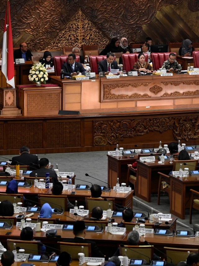 Suasana rapat paripurna ke-4 masa persidangan I Tahun 2019-2020 di Kompleks Parlemen, Senayan, Jakarta, Selasa (29/10/2019). Foto: ANTARA FOTO/Puspa Perwitasari
