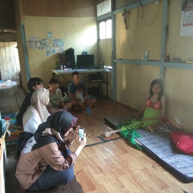 Keluarga Valentina Miranti Pinjam ke Credit Union untuk Biaya Berobat (1840)
