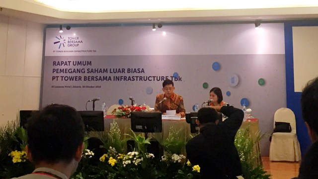 Konferensi pers Rapat Umum Pemegang Saham Luar Biasa PT Tower Bersama Infrastructure Tbk (TBIG).
Foto: Elsa Toruan/kumparan