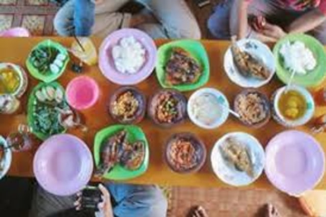 5 Rekomendasi Rumah Makan Khas Di Pangkalan Bun Yuk Cobain Kumparan Com