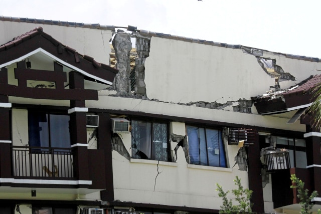 Foto: Gempa Kembali Guncang Filipina Bagian Selatan (101290)