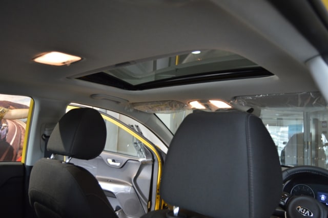 Skema Cicilan Kia Rio, Penantang Toyota Yaris dan Honda Jazz (16490)