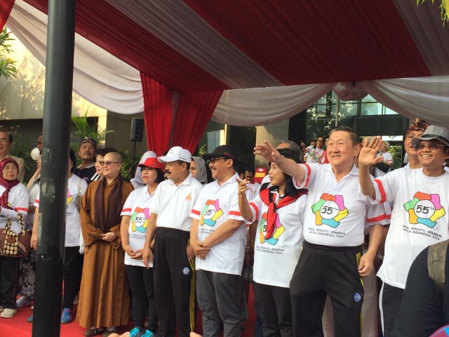 Jalan sehat memperingati HUT ke-55 Parisadha Buddha Dharma Niciren Syosyu Indonesia (NSI), kantor Kemenag