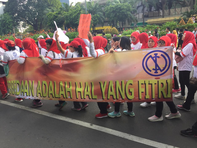 Jalan sehat memperingati HUT ke-55 Parisadha Buddha Dharma Niciren Syosyu Indonesia (NSI), kantor Kemenag