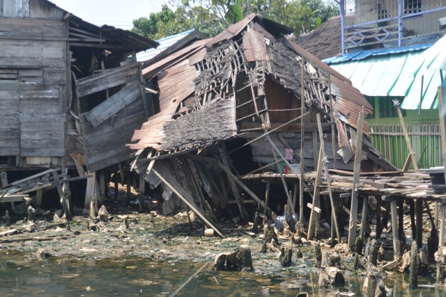 Potret Kemiskinan Penduduk Bantaran Sungai di Banjarmasin 