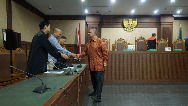 Sofyan Basir usai divonis bebas di Pengadilan Tipikor, Jakarta, Senin (4/11). Foto: Irfan Adi Saputra/kumparan