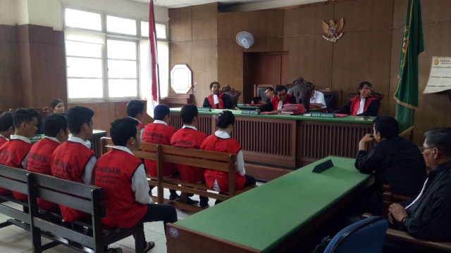 Zul 'Zivilia' Dituntut Hukuman Penjara Seumur Hidup (133474)