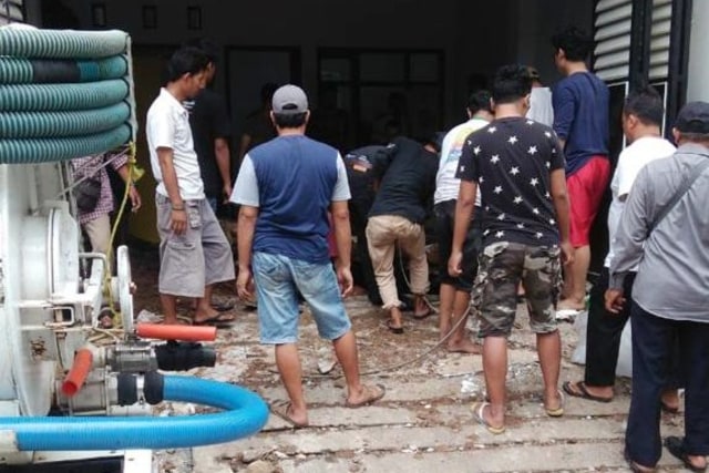 Kala Sopir Truk Tinja Tewas Akibat Ledakan Septic Tank (86371)