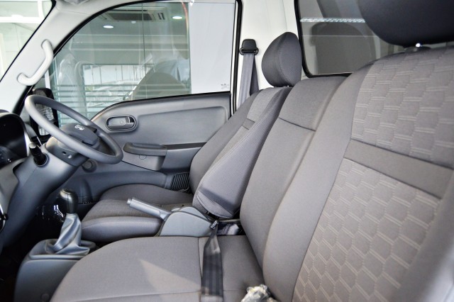 Kia Big-Up, Indomobil, Kia, Mobil