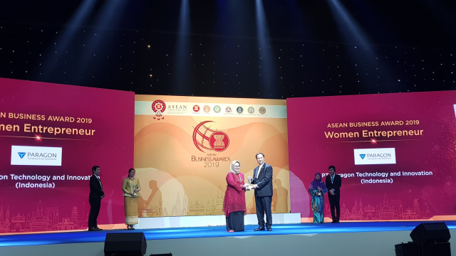 Nurhayati Subakat Raih Penghargaan Women Entrepreneur ASEAN (231890)