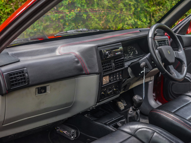 Tampilan interior Renault 19 Cabriolet Foto: Muhammad Ikbal/kumparan