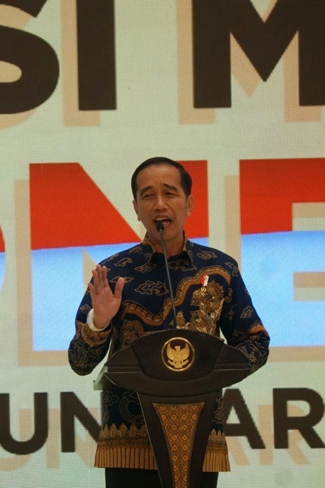 Presiden Joko Widodo memberi sambutan di acara HUT Golkar ke 55 di Jakarta, Rabu (6/11). Foto: Fanny Kusumawardhani/kumparan