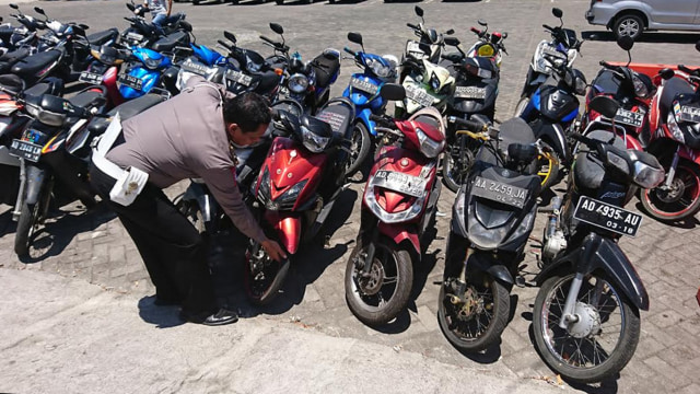 Ratusan sepeda motor diamankan Kasatlantas Polresta Solo. (Agung Santoso)