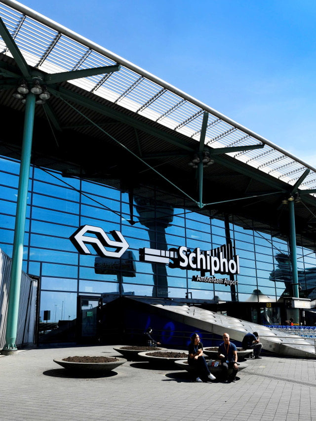 Bandara Internasional Schiphol Amsterdam. Foto: Piroschka van de Wouw/REUTERS