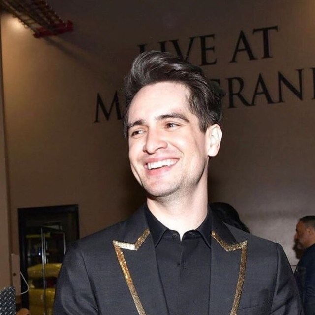 Brendon Urie, anggota band Panic! at The Disco. foto: Brandon Urie