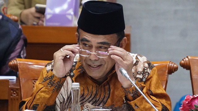 Menag Fachrul Razi rapat perdana dengan komisi VIII