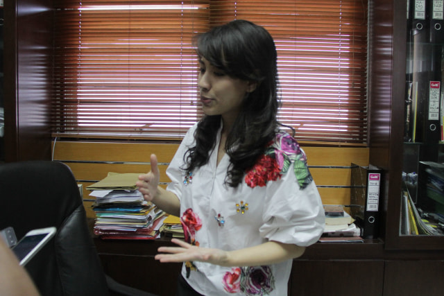 Risa Santoso saat wawancara di ITB Asia Malang. Foto: ben/tugumalag.id