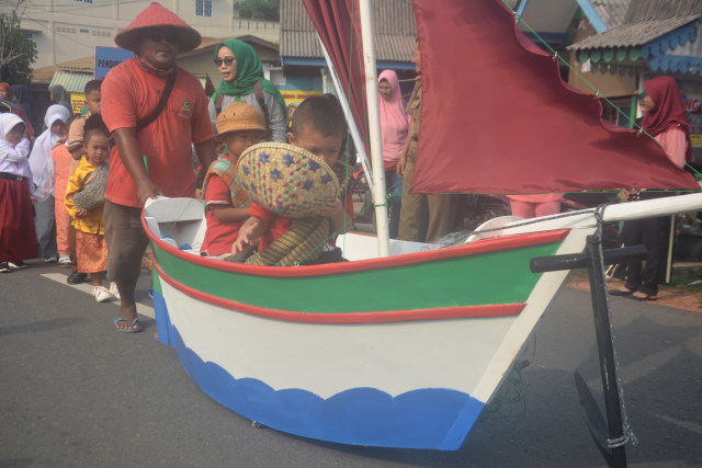 Foto : Berbagai Atraksi Anak-anak Usia Dini di Gebyar PAUD 2019 (4842)