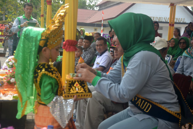 Foto : Berbagai Atraksi Anak-anak Usia Dini di Gebyar PAUD 2019 (4848)