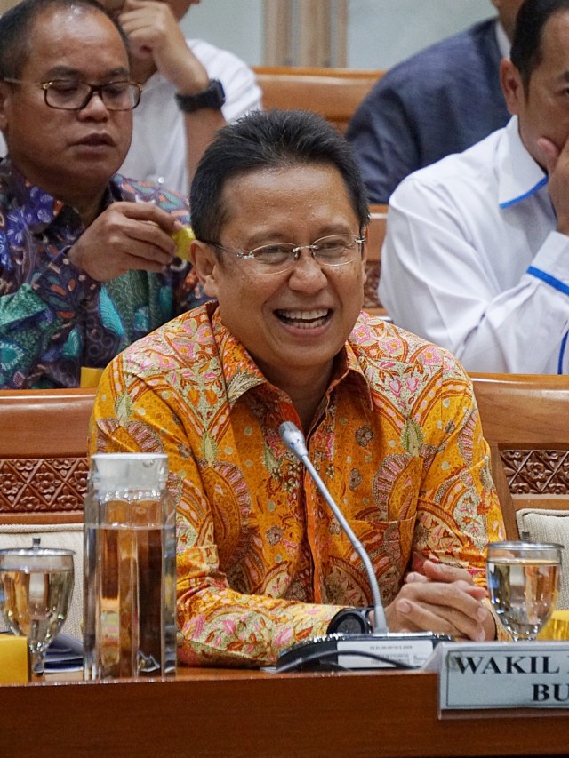 Budi Gunadi Sadikin (tengah) saat rapat Komisi VI DPR, di Komplek Parlemen, Jakarta, Kamis (7/11/2019). Foto: Fanny Kusumawardhani/kumparan