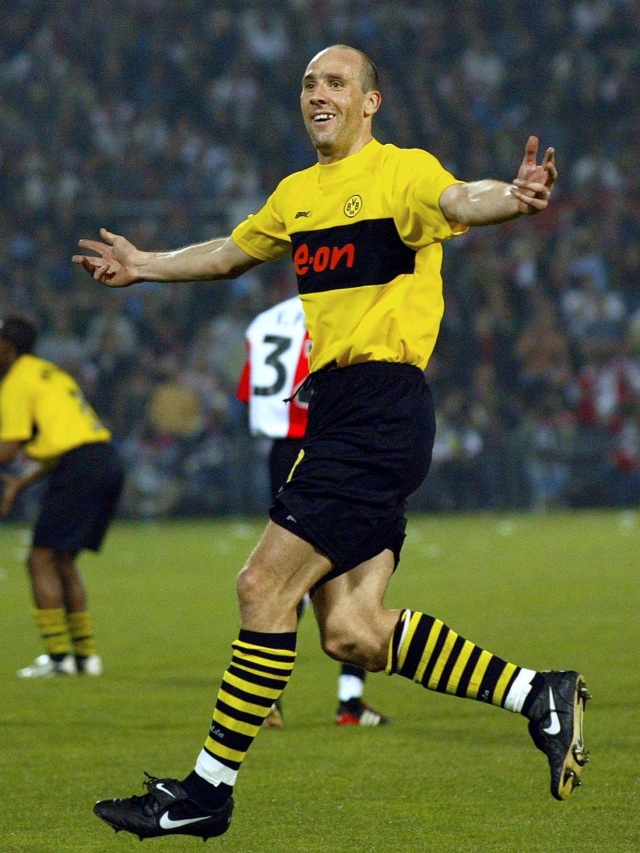 Jan Koller ketika berseragam Borussia Dortmund. Foto: AFP/JACQUES DEMARTHON
