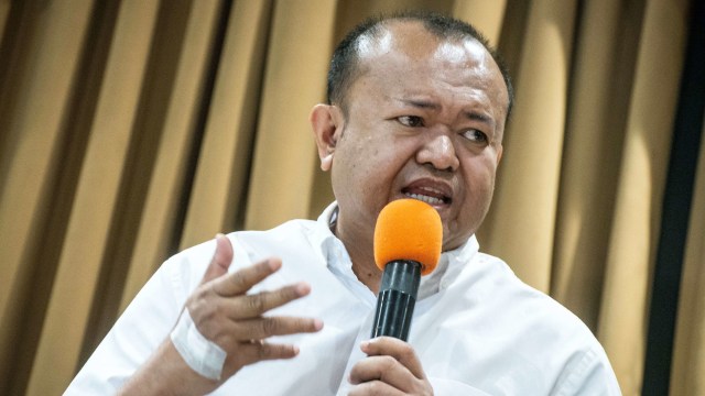 Pendiri Partai Nasdem Patrice Rio Capella memberikan keterangan pers terkait maslah terkini Partai Nasdem di Jakarta, Minggu (10/11/2019). Foto: ANTARA FOTO/Aprilio Akbar