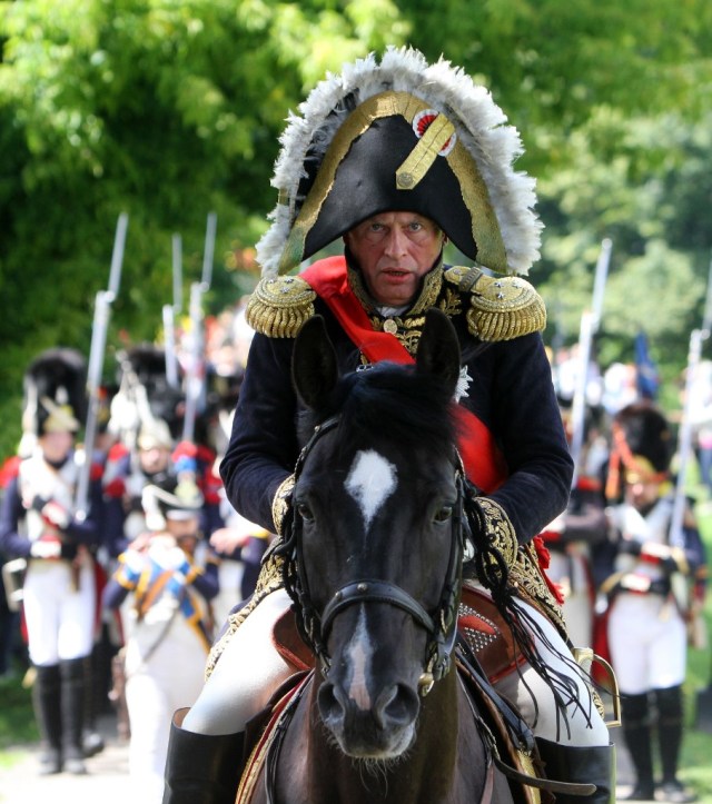 Profesor Oleg Sokolov jadi Napoleon Bonaparte. Foto: AFP/Petras Malukas