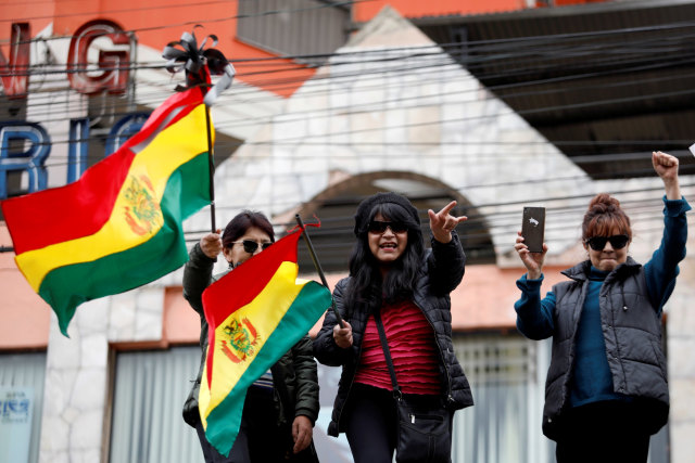 FOTO: Viva Bolivia! Euforia Pengunduran Diri Evo Morales (156715)