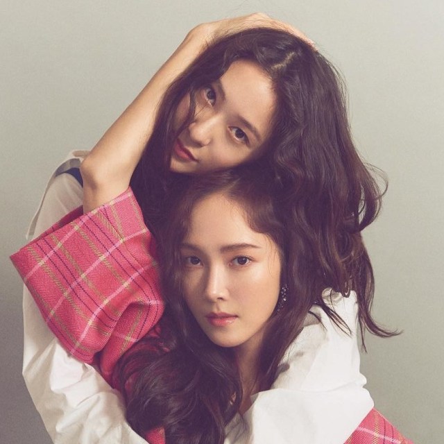 Jessica dan Krystal. Foto: Instagram/@vouzmevoyez