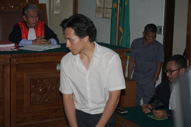 Foto: Jefri Nichol Divonis Tujuh Bulan Rehabilitasi (115606)
