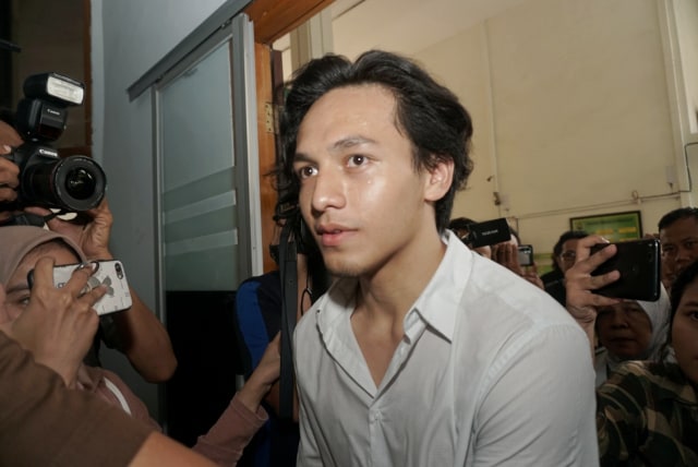 Foto: Jefri Nichol Divonis Tujuh Bulan Rehabilitasi (115610)
